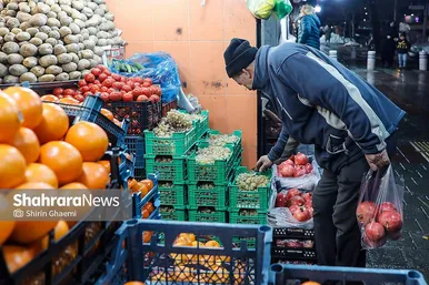 گزارش تصویری | بازار شب یلدا در مشهد