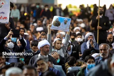 مراسم وداع با پیکر شهید حجت‌الاسلام محمد اصلانی در حرم مطهر رضوی