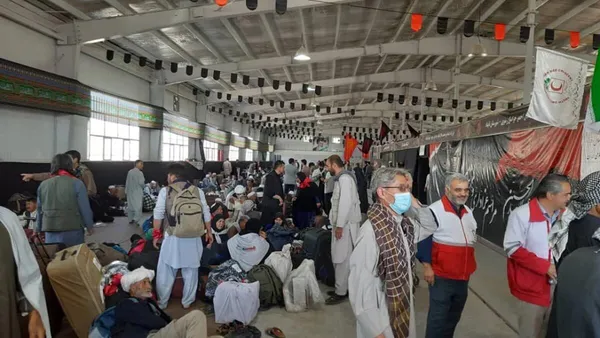 ۳۳ کاروان افغانستانی زائر کربلا وارد مرز دوغارون شدند
