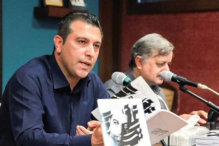 گاهی حضرت «فردوسی‌»‌ام