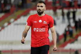 آقاسی رسماً استقلالی شد + عکس