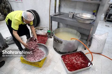 پخت شله مشهدی در مشهد