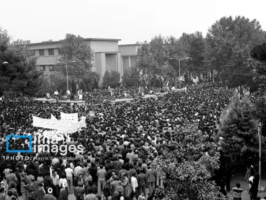عکس‌هایی از ۱۳ آبان ۱۳۵۸