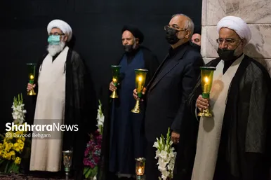 آیین خطبه خوانی شب شهادت امام رضا(ع) در حرم مطهر رضوی