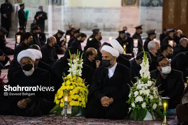 آیین خطبه خوانی شب شهادت امام رضا(ع) در حرم مطهر رضوی