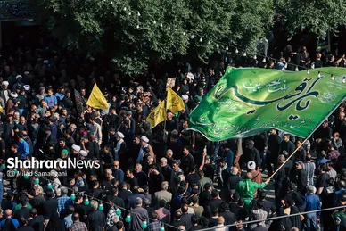 عکس‌هایی از مراسم تشییع پیکر شهدای خدمت در مشهد (۱)