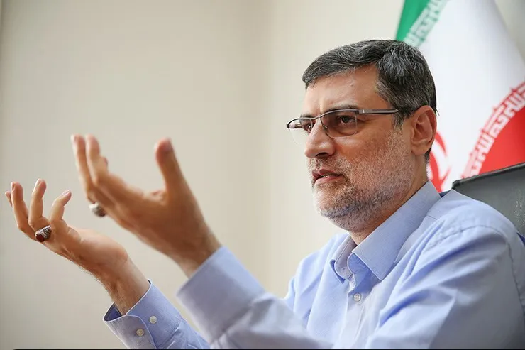 تاریخ و زمان پخش برنامه‌های انتخاباتی امیرحسین قاضی زاده هاشمی در صداوسیما + جزئیات