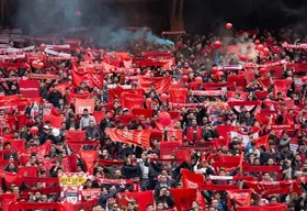 حال&zwnj;وهوای هواداران پرسپولیس پیش از ورود به ورزشگاه شهر قدس + فیلم