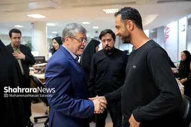 حضور شهردار مشهد در موسسه شهرآرا به مناسبت روز خبرنگار