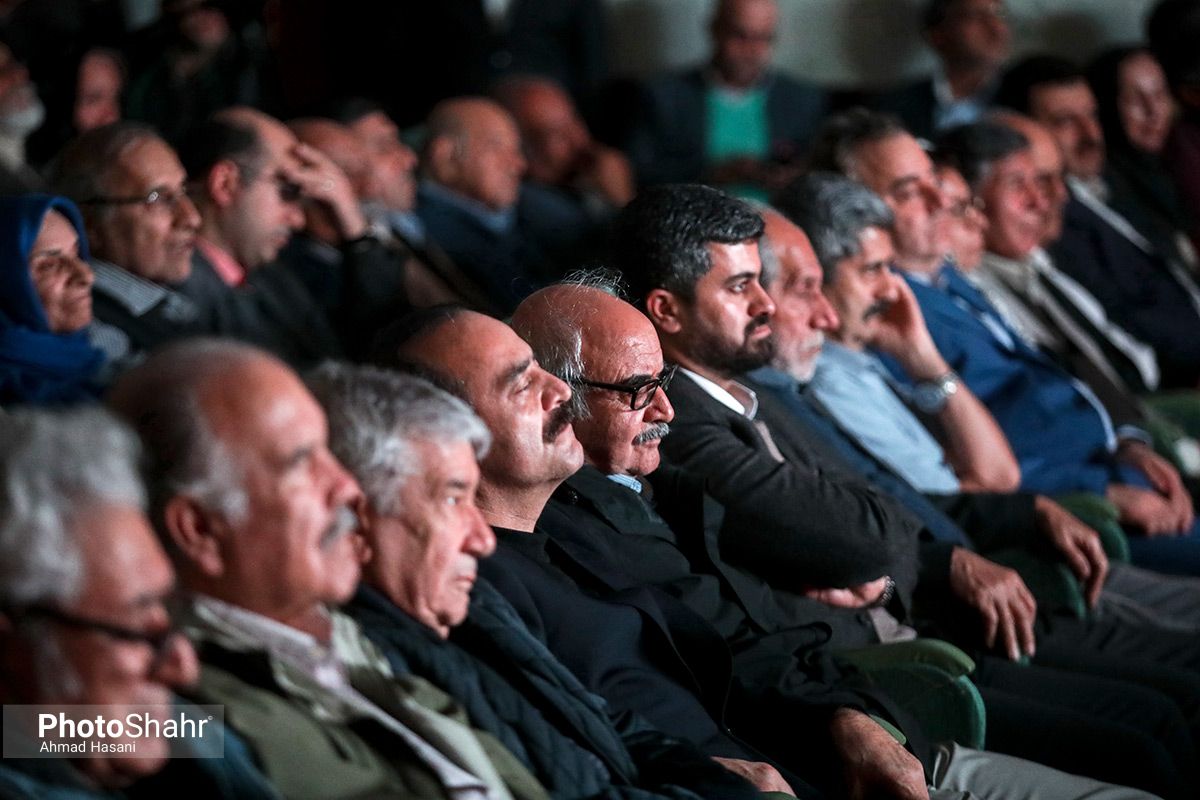 شب ستاره باران