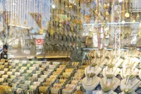 بررسی تأثیر مسدودشدن حساب برخی ‌فعالان بازار طلا | آدرس غلط برای مهار نرخ طلا