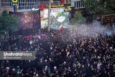 گزارش تصویری | آیین خیمه سوزان عصر عاشورا در بلوار هاشمیه مشهد (۴ تیر ۱۴۰۵)
