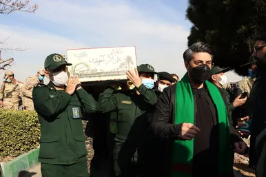 استقبال از پیکر مطهر ۱۶ شهید در مشهد