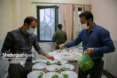 افطار به وقت خدمت