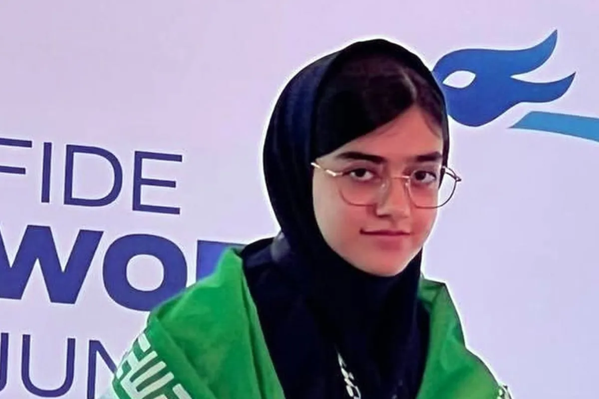 دختر نوجوان استان با درخشش در رقابت‌های قهرمانی کشور در بین ۵شطرنج باز برتر ایران جای گرفت