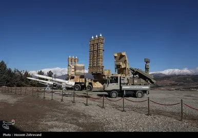 تصاویر رونمایی از سامانه‌ پدافندی آرمان و آذرخش