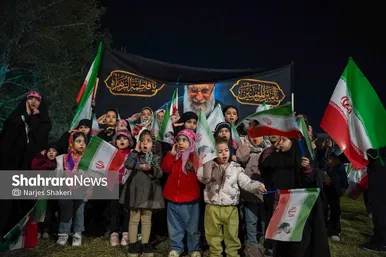 گزارش تصویری | سی‌وچهارمین خروش شبانه مشهدی‌ها در حمایت از نیروهای مسلح