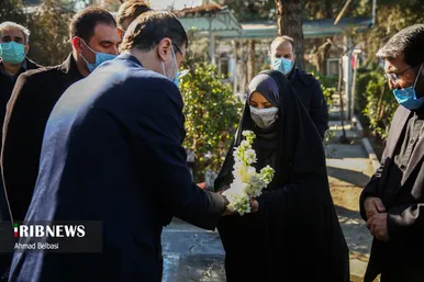 غبار روبی مزار شهدای هواپیمای اوکراینی