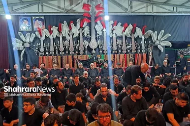 مراسم «شام غریبان حسین» مهاجران افغانستانی‌ در مدرسه علمیه حضرت قائم (عج)