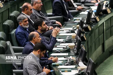 عکس‌هایی از آغاز مجلس دوازدهم توسط هیئت رئیسه سنی