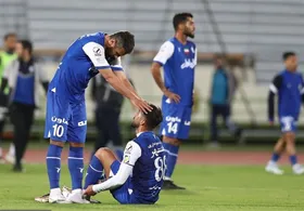 استقلالی&zwnj;ها بازهم پول نگرفتند