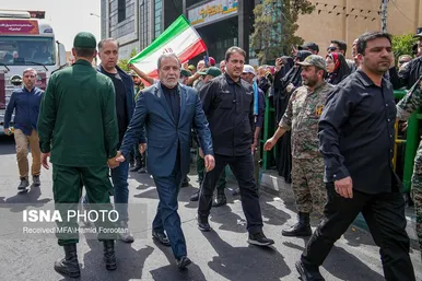 گزارش تصویری | مراسم تشییع پیکر شهدای اقتدار در تهران (۷ تیر ۱۴۰۴)
