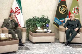 دیدار سرلشکر سلامی و جمعی از فرماندهان سپاه با فرمانده&zwnj;کل ارتش| سرلشکر موسوی: همدلی بی&zwnj;نظیر بین ارتش و سپاه وجود دارد