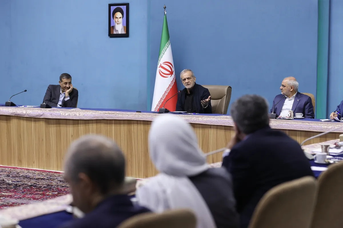 پزشکیان در دیدار با جبهه اصلاحات: از طرح مسائل تفرقه برانگیز پرهیز شود