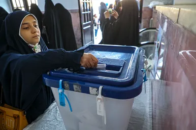  دور دوم انتخابات مجلس شورای اسلامی در مشهد