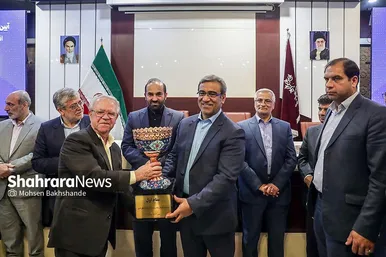 گزارش تصویری | مراسم تجلیل شهرداری از افتخارآفرینان فوتبال پایه مشهد در کشور