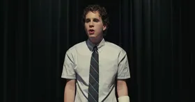 اولین تریلر فیلم Dear Evan Hansen&lrm; با بازی جولیان مور و ایمی آدامز + معرفی فیلم