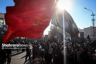 اجتماع عزاداران فاطمی و تشییع پیکر ۱۲ شهید گمنام دفاع مقدس و ۲ شهید حادثه تروریستی راسک در مشهد