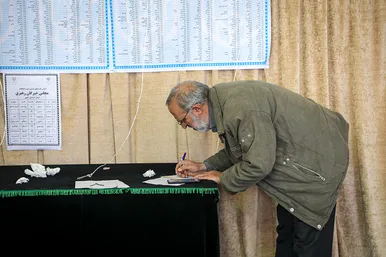 انتخابات «مجلس» و «خبرگان رهبری» در مشهد -2