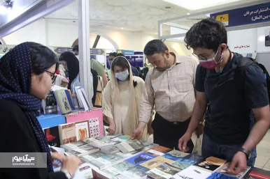 حضور پرشمار مهاجران افغانستانی در نمایشگاه کتاب تهران