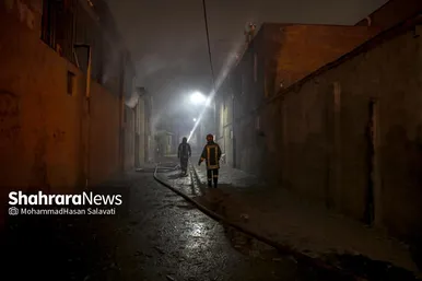 گزارش تصویری | آتش سوزی گسترده در کارگاه تولیدی مبل در بلوار توس مشهد