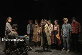 تمدید اجرای نمایش &laquo;کمپانی فیلم&zwnj;سازی آقای داتان&raquo; تا پایان هفته جاری