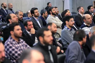 دیدار تولیدکنندگان و فعالان اقتصادی با رهبر معظم انقلاب (۱۰ بهمن ۱۴۰۲)