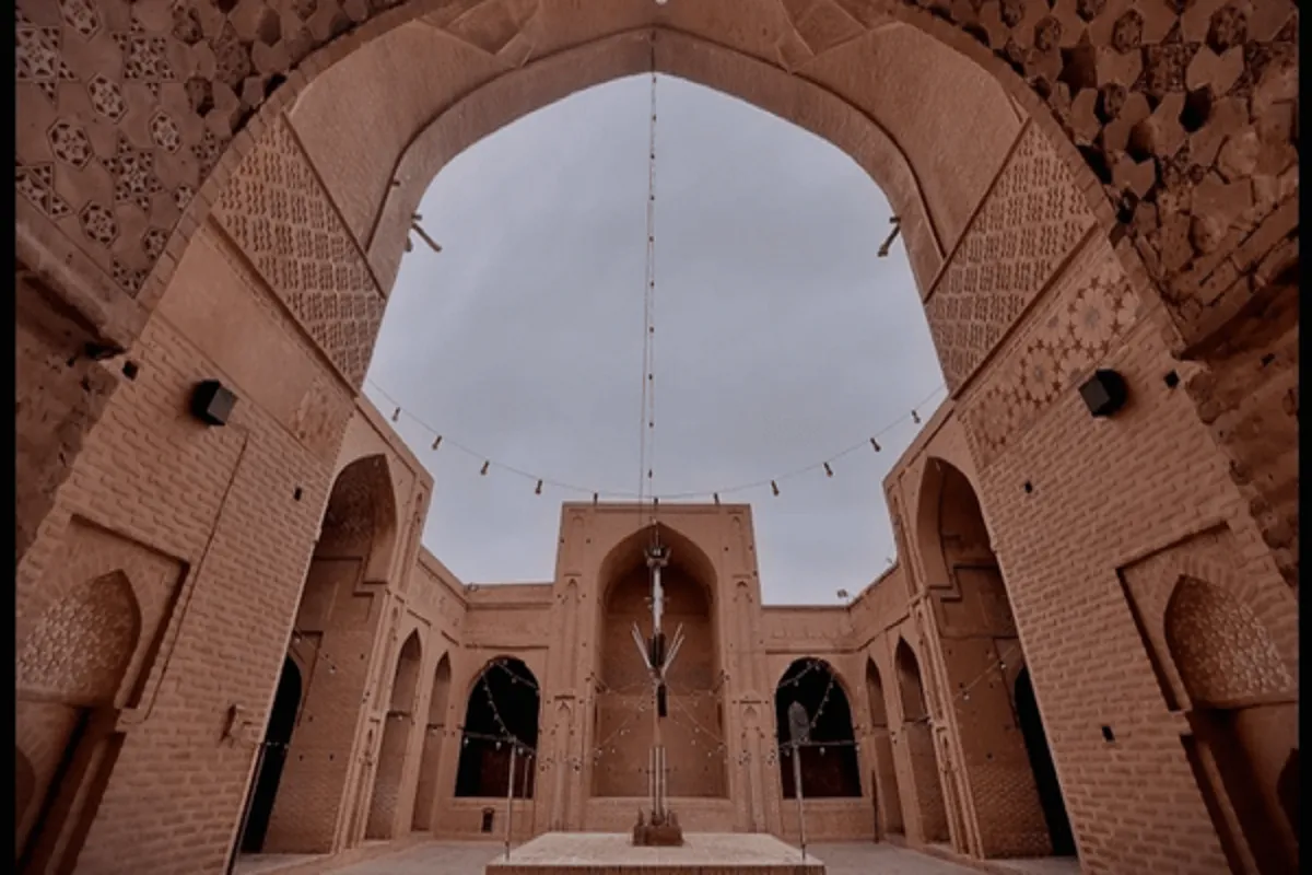 درباره مسجدی که برای اولین‌بار مدل ساخت مساجد ایرانی شد