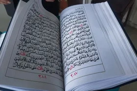 ماجرای یک بانوی تونسی و قرآنی که به مشهد رسید | وقتی شفای یک بیمار به هنر پیوند خورد