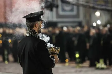 آئین خطبه خوانی شب عاشورا در حرم مطهر رضوی