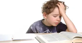 علائم اختلالات یادگیری در کودکان کدام&zwnj;اند؟