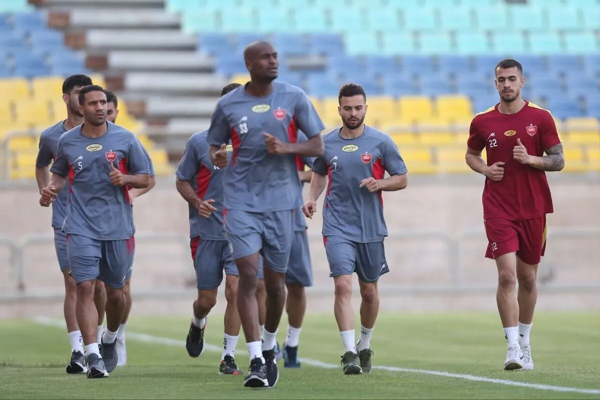 بازیکنان پرسپولیس منتظر وعده درویش