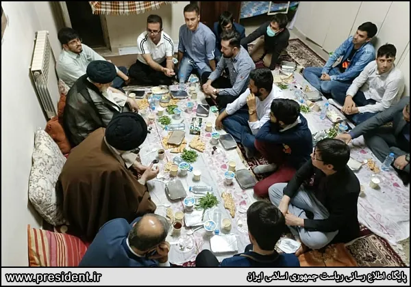 درباره افطار رئیس‌جمهور با دانشجویان افغانستانی در خوابگاه دانشگاه خوارزمی کرج + تصاویر