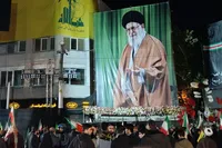 ویدئو | روایتی از خیابان کشور دوست تهران؛ میعادگاه سوگ، همبستگی و بیعت دوباره