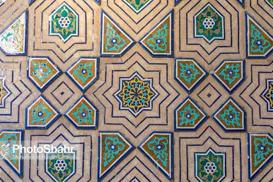 آرامگاه حکیم عمر خیام در نیشابور