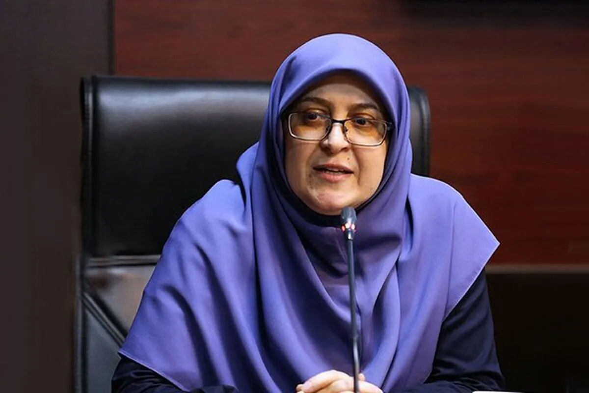 فاطمه مهاجرانی: باید گوش دولت باشم
