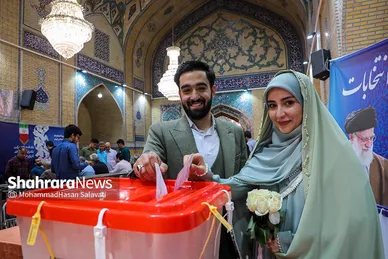 عکس‌هایی از مرحله دوم انتخابات چهاردهمین دوره ریاست‌جمهوری در مشهد (۳)