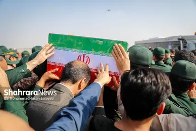گزارش تصویری | تشییع پیکر سردار شهید نیلفروشان در مشهد