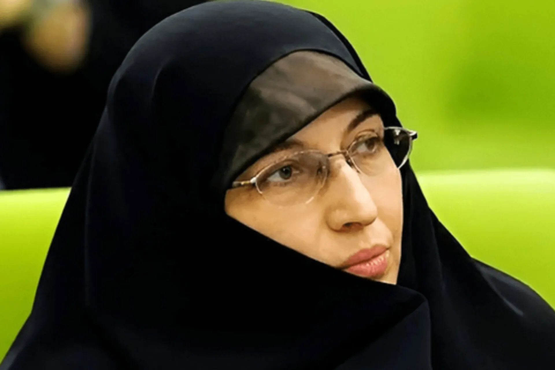زهرا حدادعادل