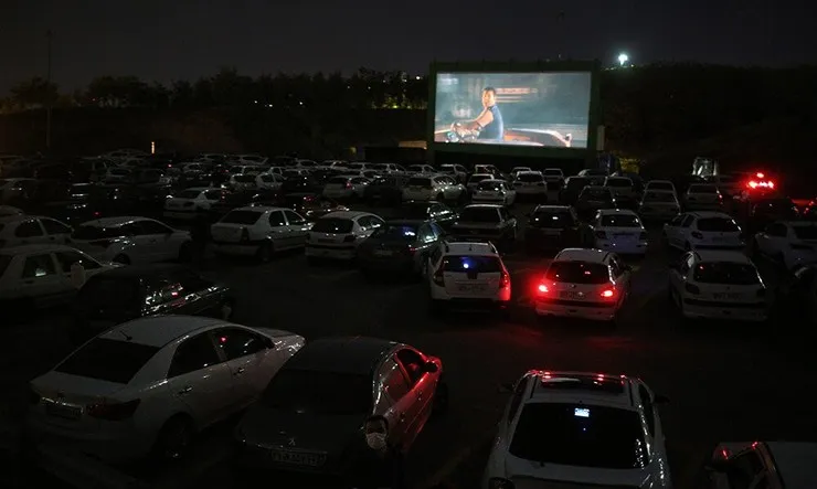 راه‌اندازی سینما ماشین در مشهد/اجرای طرح «چهارشنبه‌ها با محلات»